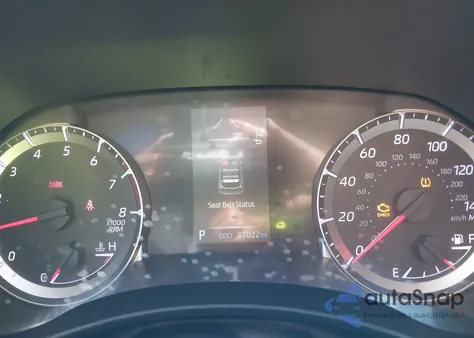 2021 Toyota Highlander Le z USA, uszkodzony, nr VIN 5TDBZRBHXMS102320